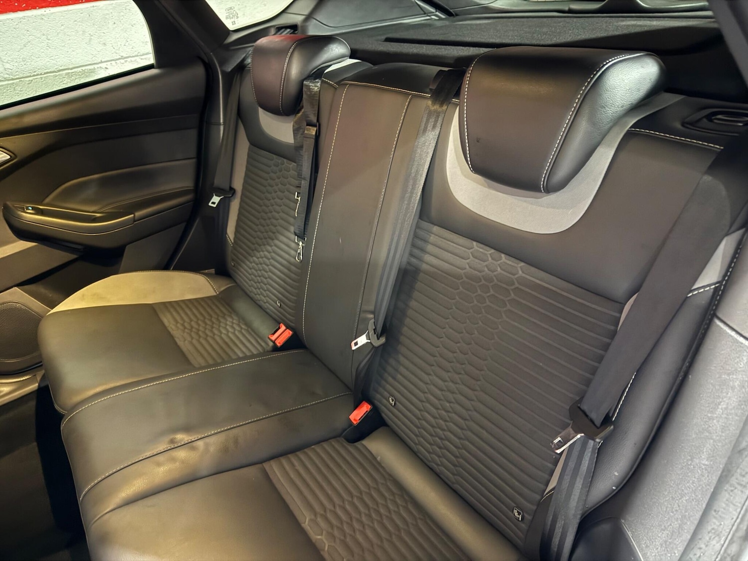 Used Ford Focus for sale - 77344468: Photo 24