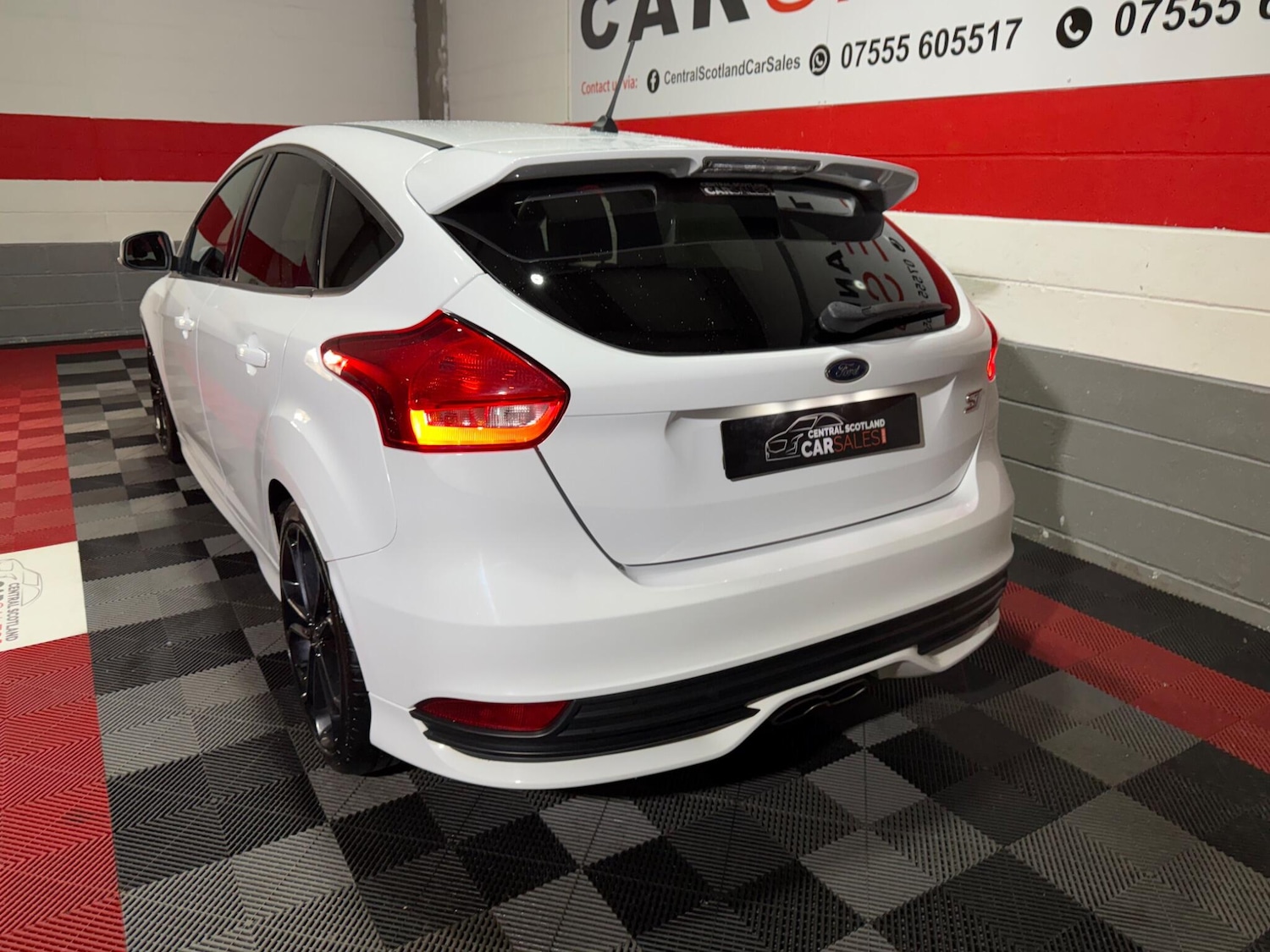 Used Ford Focus for sale - 77344468: Photo 3