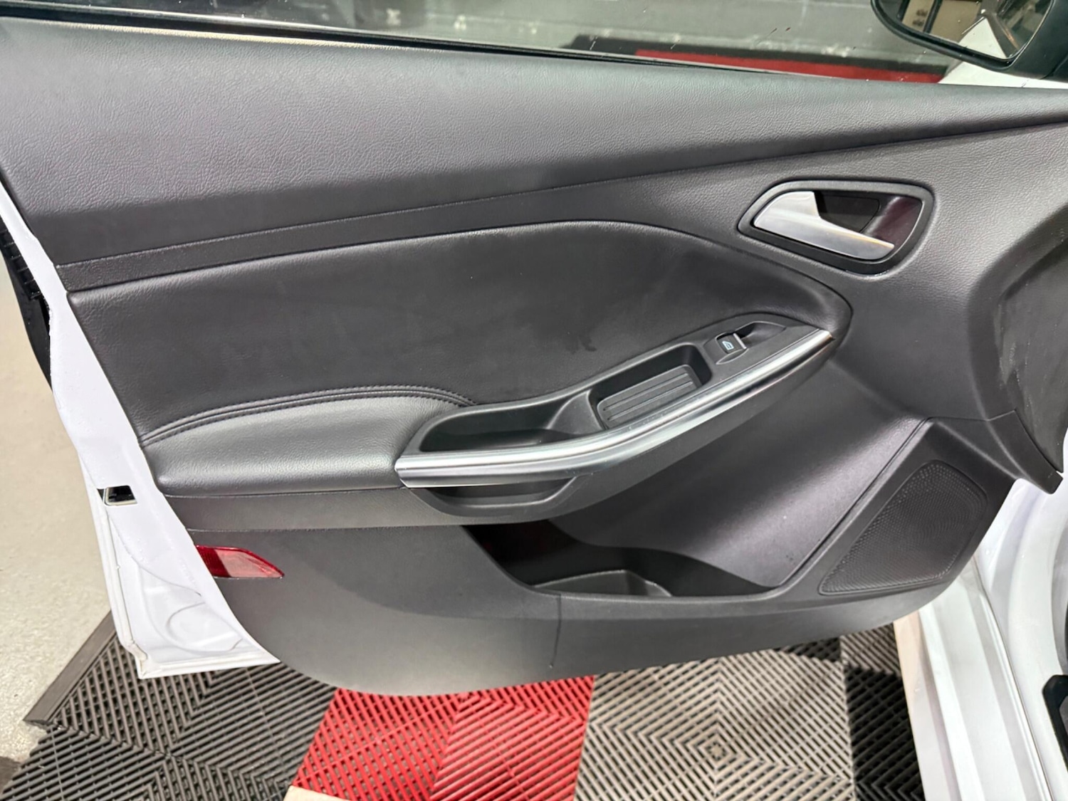 Used Ford Focus for sale - 77344468: Photo 33