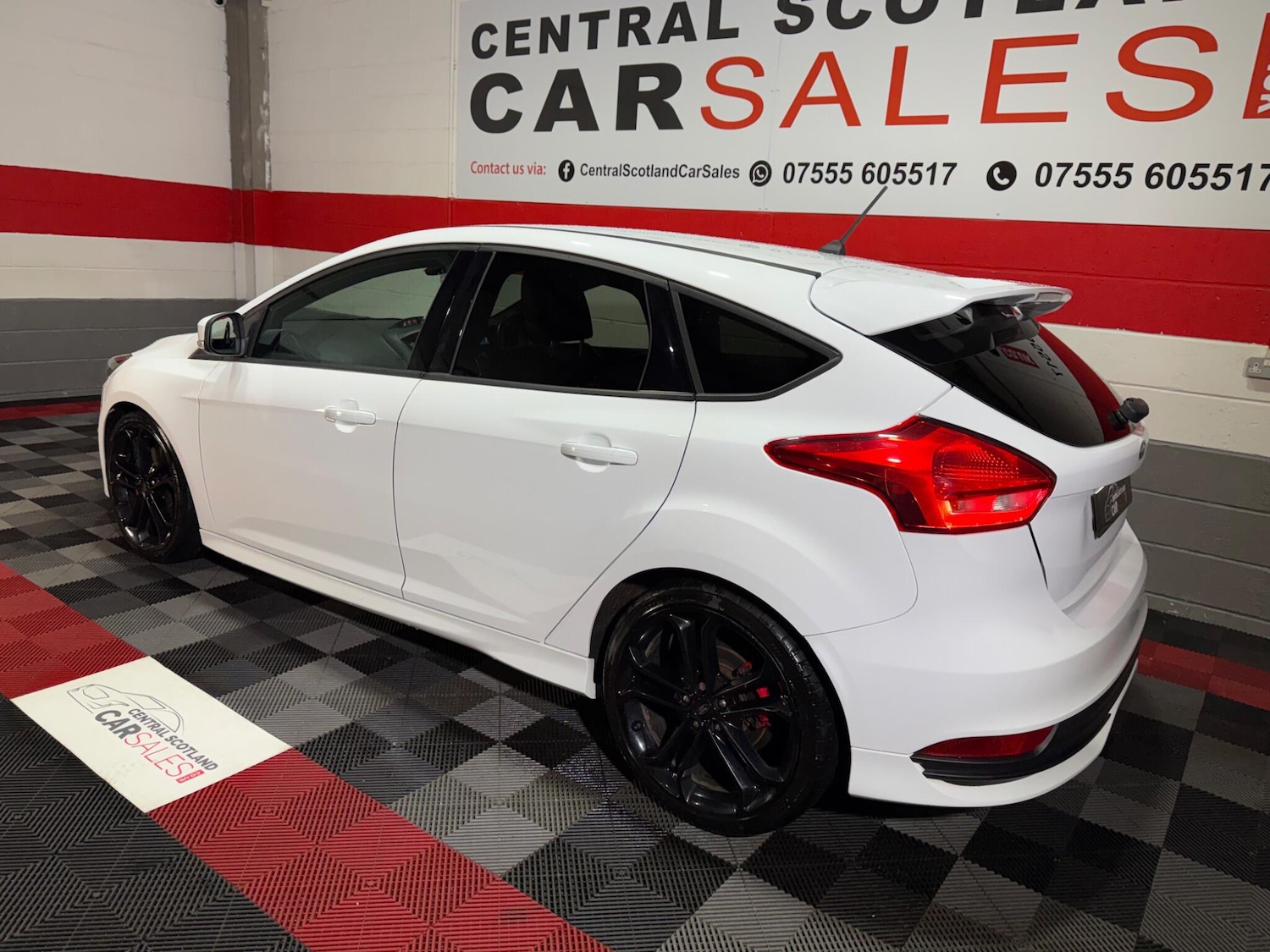 Used Ford Focus for sale - 77344468: Photo 9