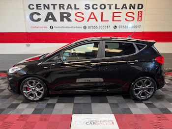 Used Ford Fiesta 2020 for sale - 79532363: Photo