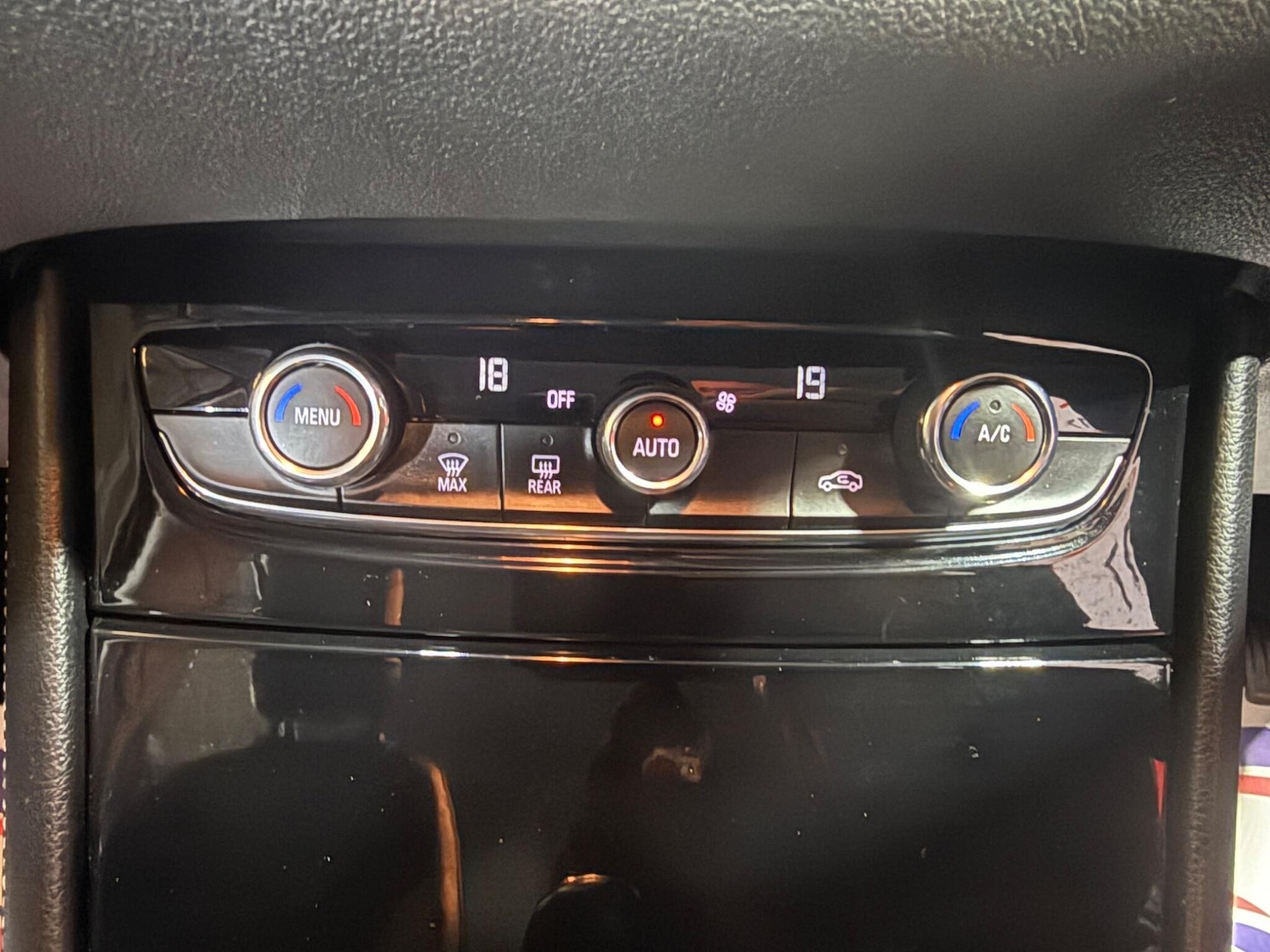 Used Vauxhall Grandland X 2019 for sale - 76260234: Photo 47