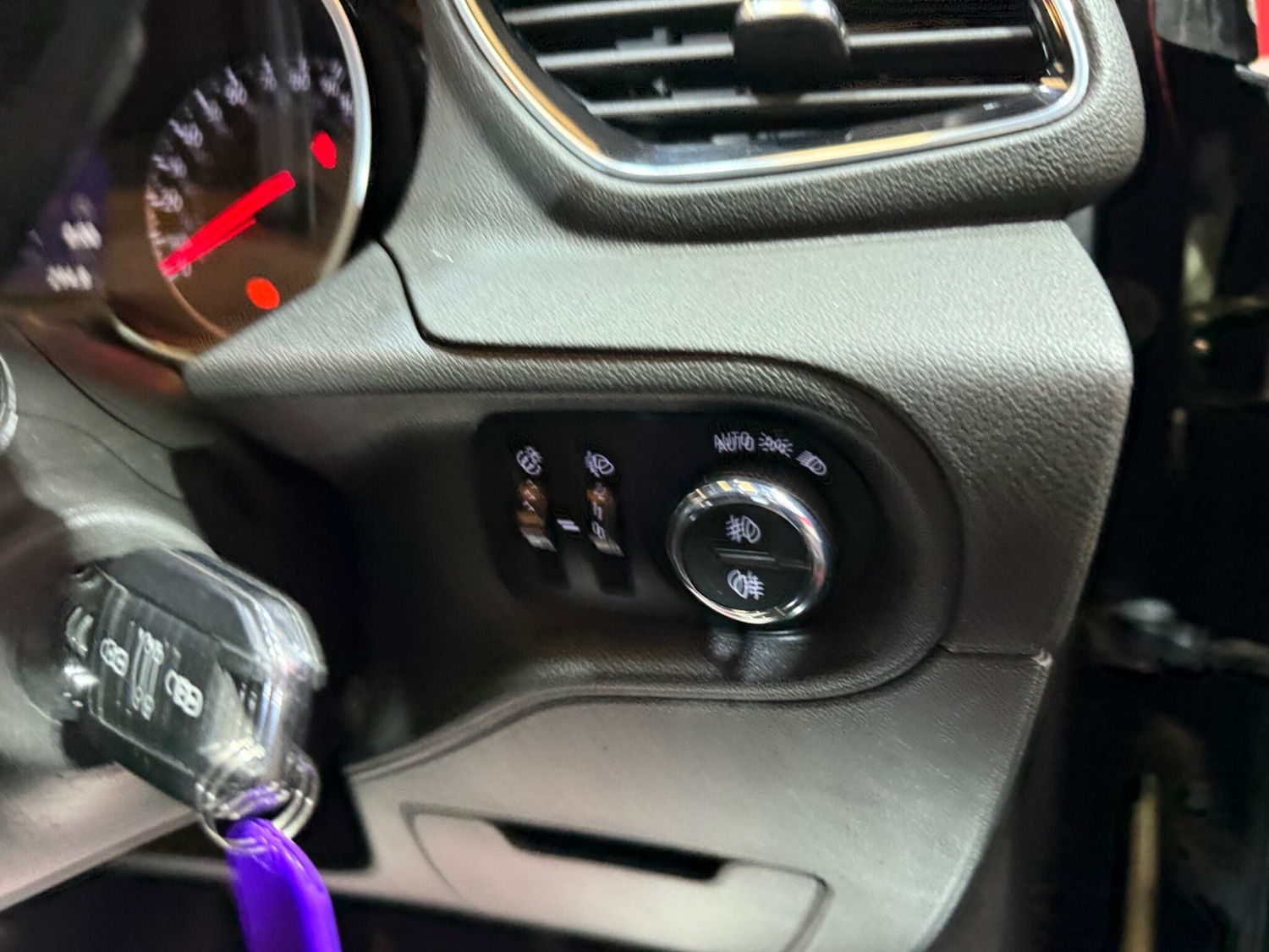 Used Vauxhall Grandland X 2019 for sale - 76260234: Photo 59