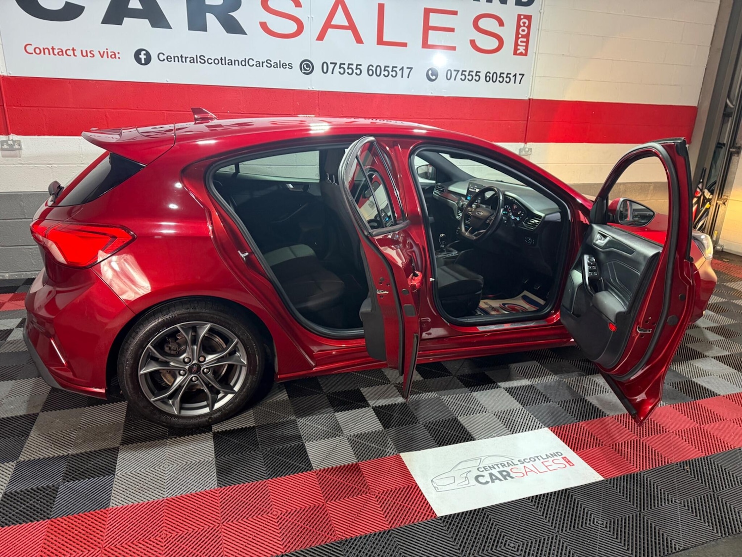 Used Ford Focus 2019 for sale - 76714704: Photo 12