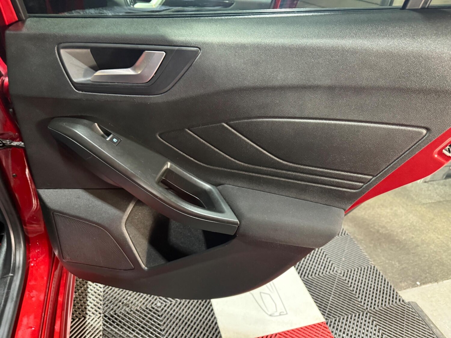 Used Ford Focus 2019 for sale - 76714704: Photo 32