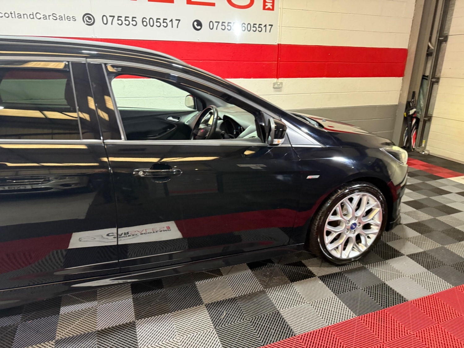 Used Ford Focus 2017 for sale - 76314744: Photo 14