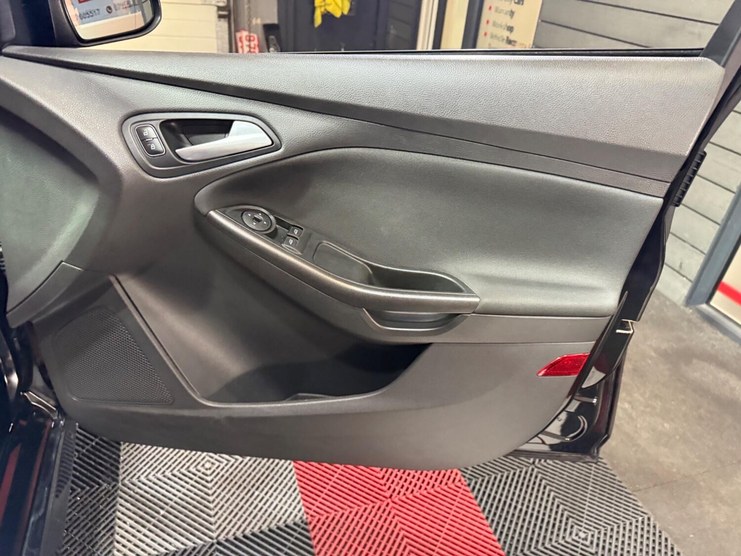 Used Ford Focus 2017 for sale - 76314744: Photo 36