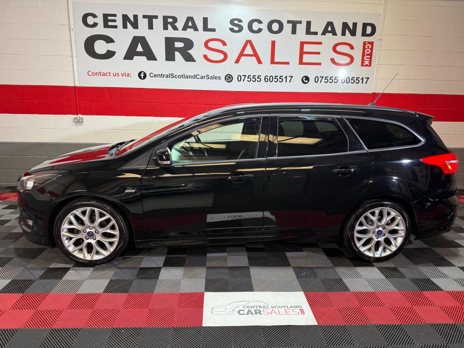 Used Ford Focus 2017 for sale - 76314744: Photo 4