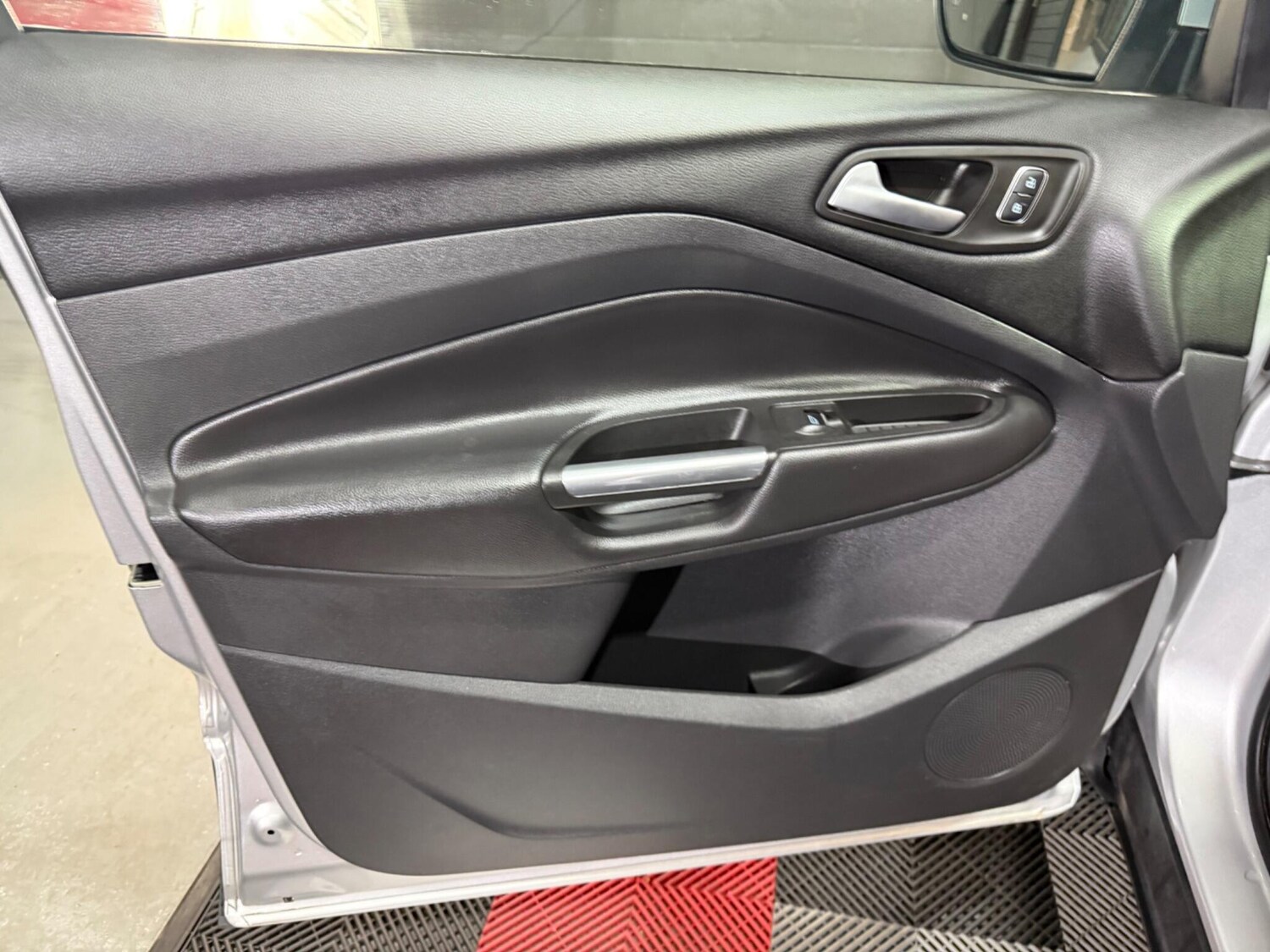 Used Ford Kuga 2019 for sale - 76336709: Photo 37