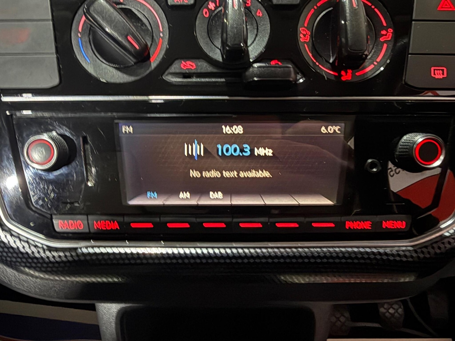 Used Volkswagen up! 2018 for sale - 77331713: Photo 35