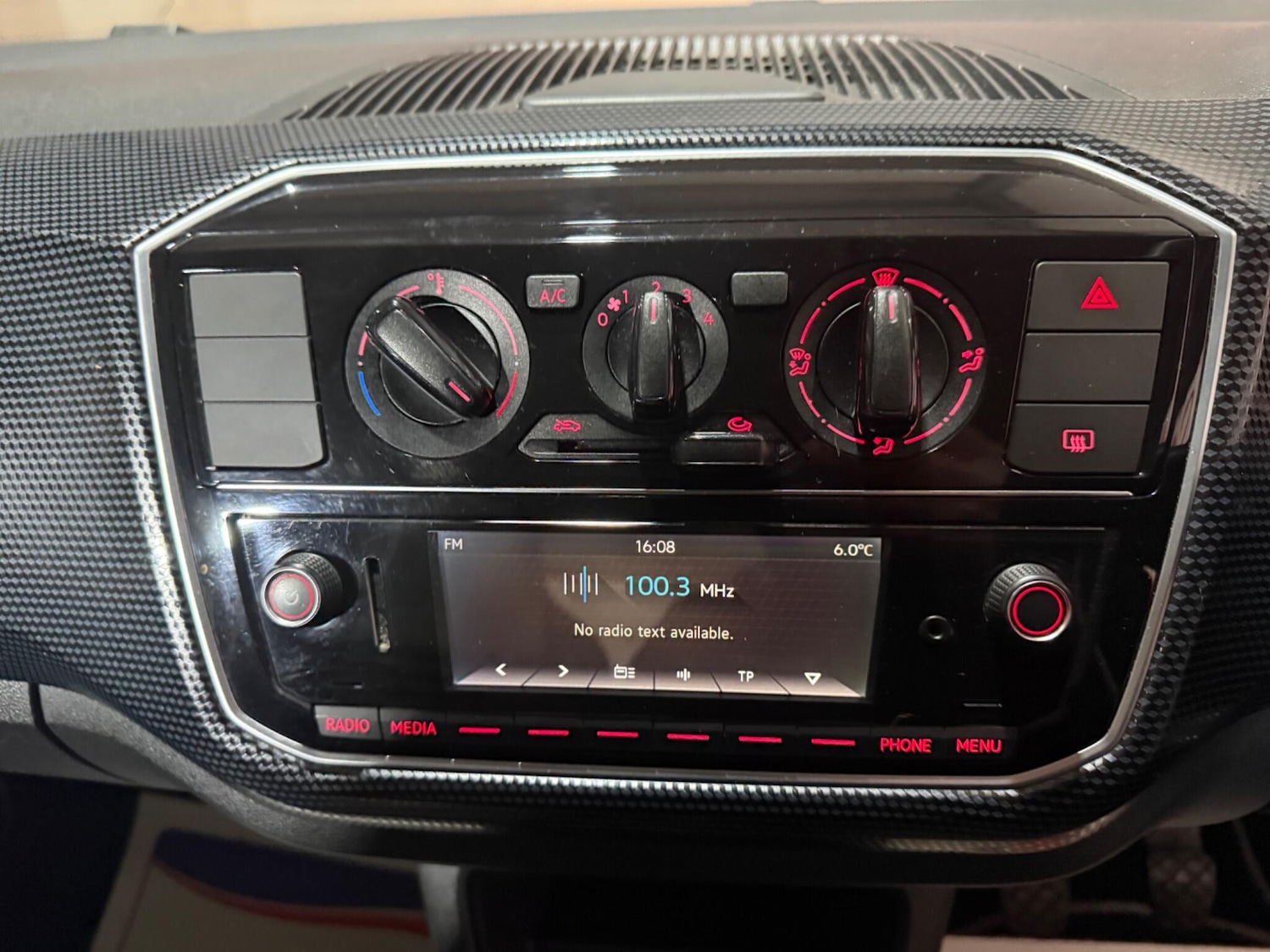 Used Volkswagen up! 2018 for sale - 77331713: Photo 36