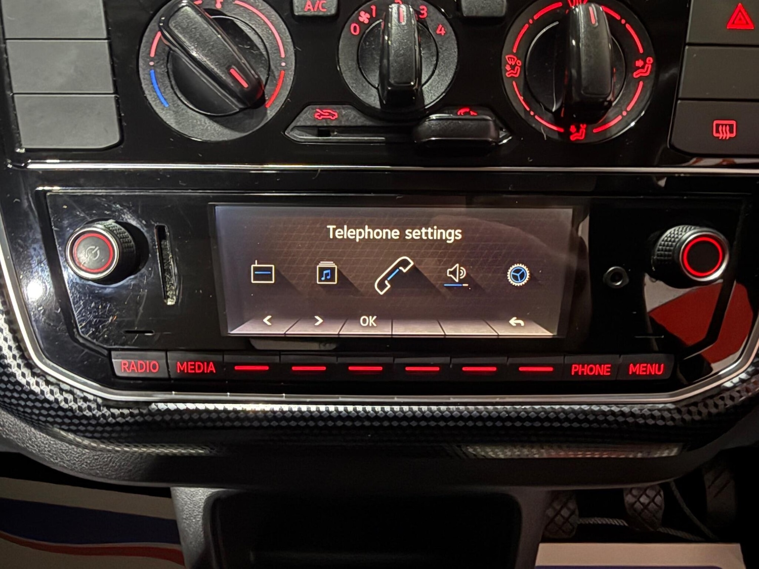 Used Volkswagen up! 2018 for sale - 77331713: Photo 37