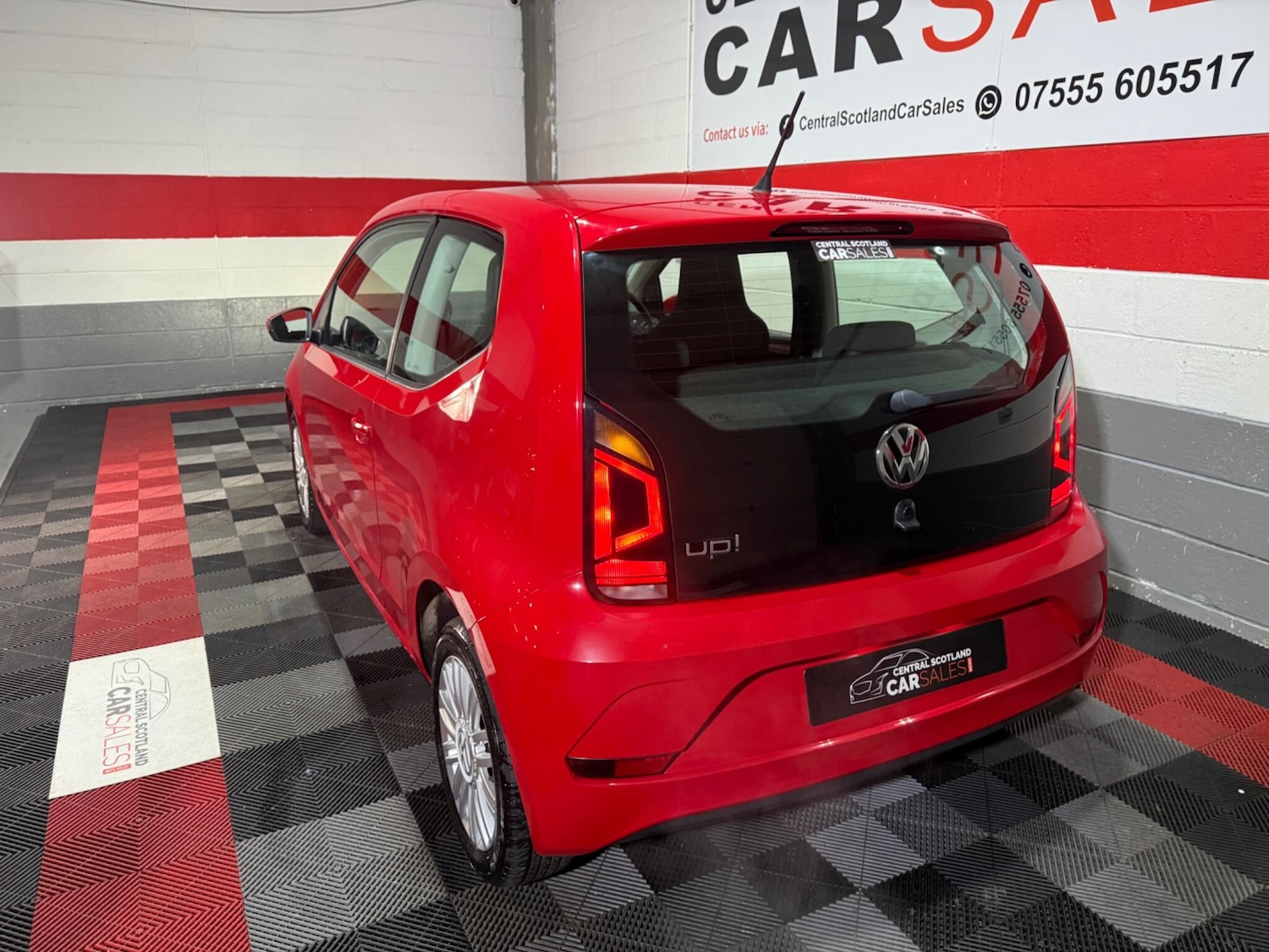 Used Volkswagen up! 2018 for sale - 77331713: Photo 4