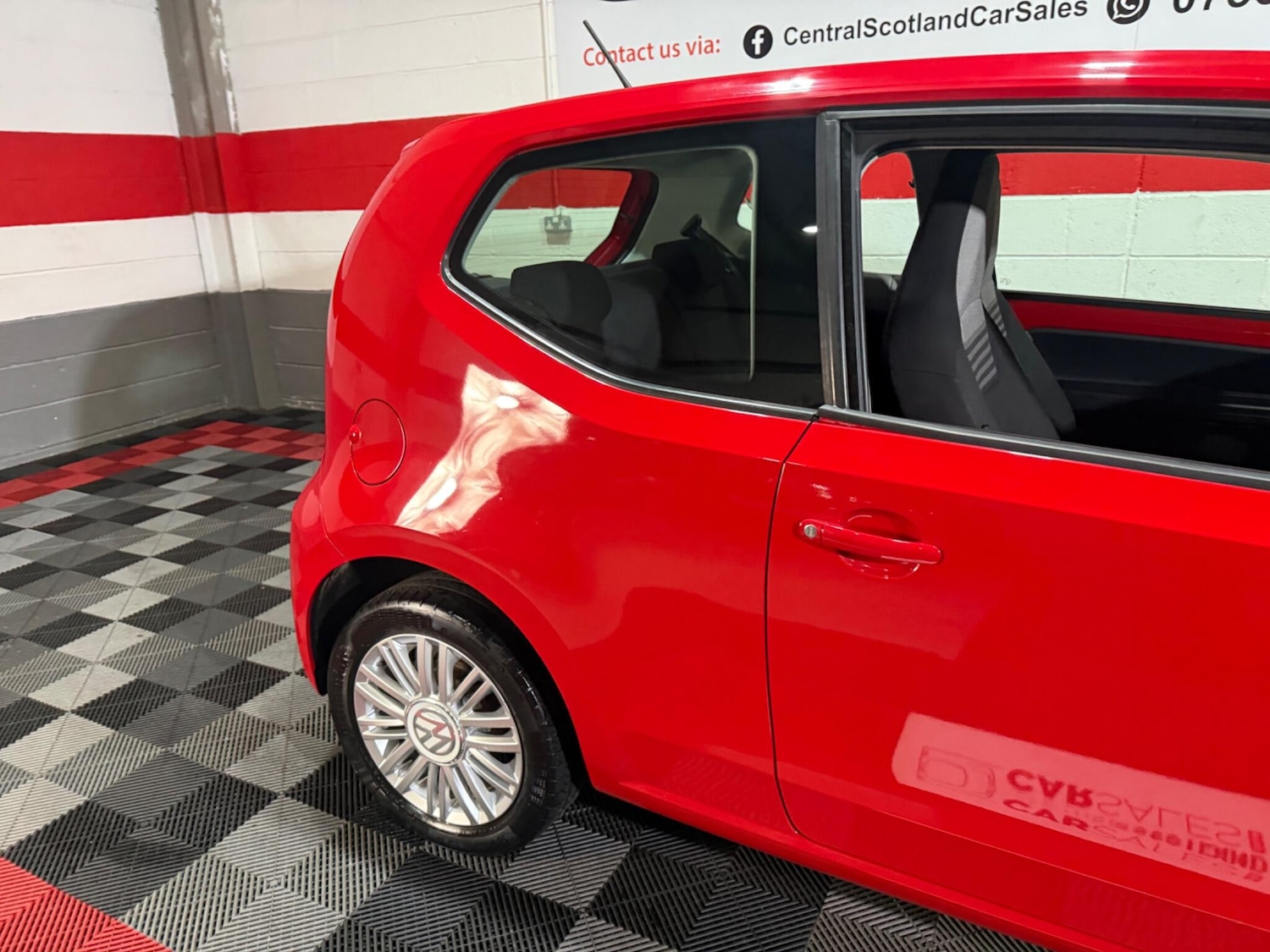 Used Volkswagen up! 2018 for sale - 77331713: Photo 46