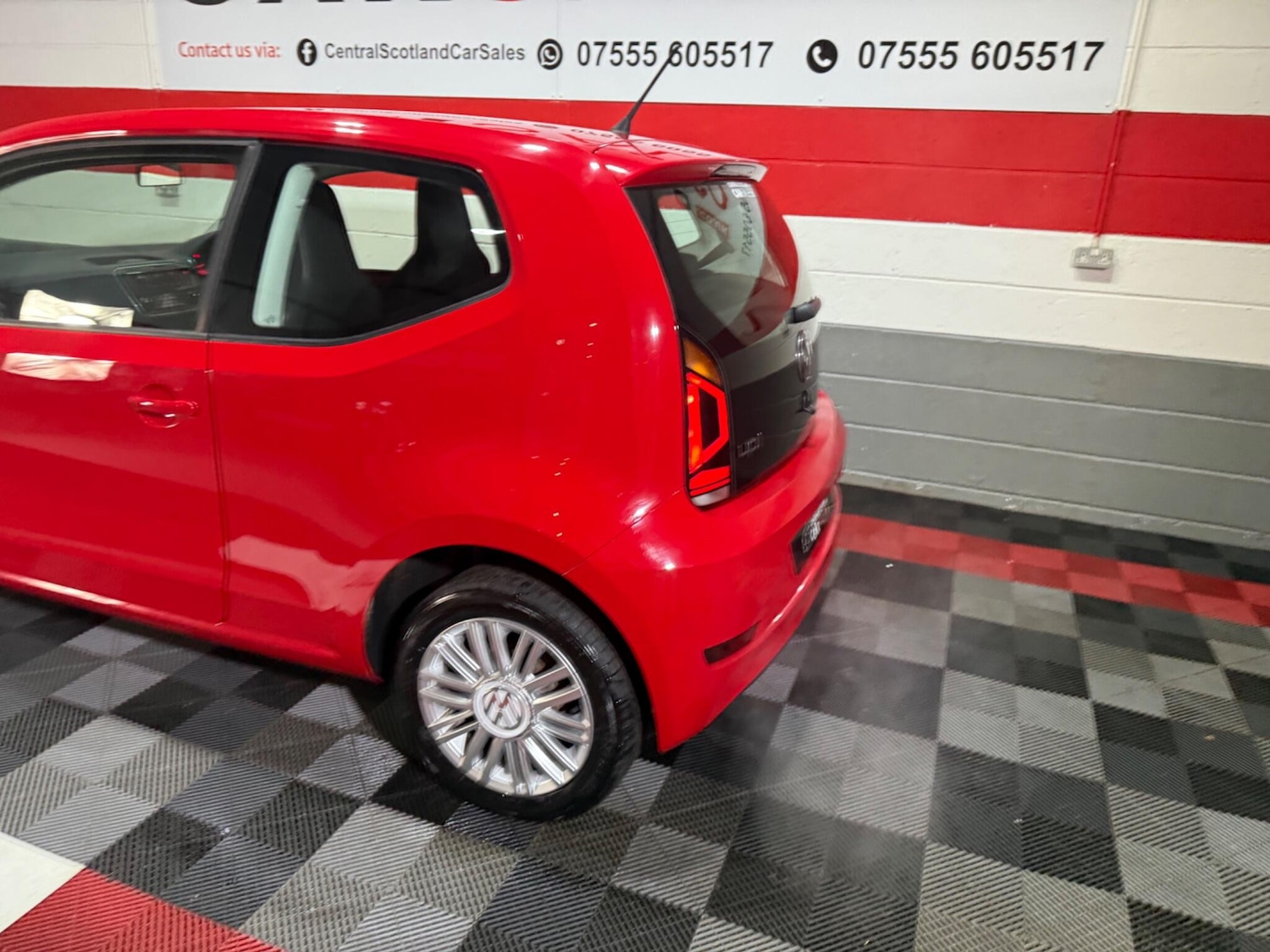 Used Volkswagen up! 2018 for sale - 77331713: Photo 51