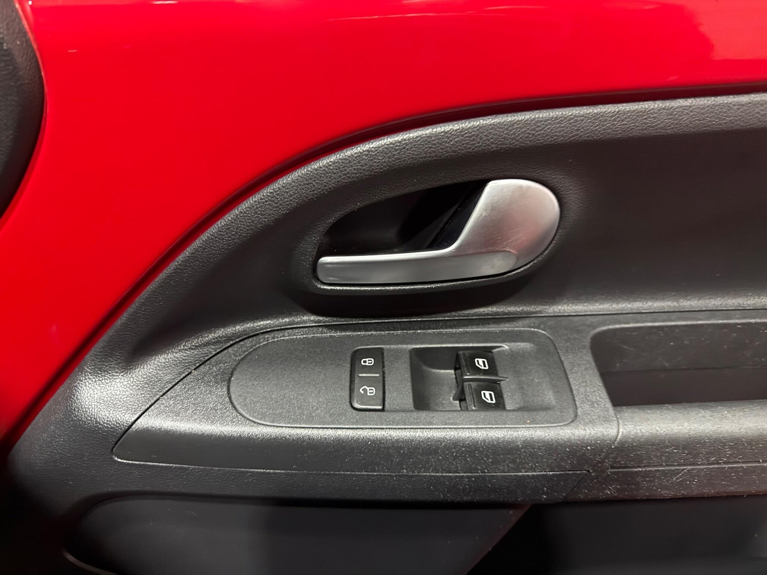 Used Volkswagen up! 2018 for sale - 77331713: Photo 54