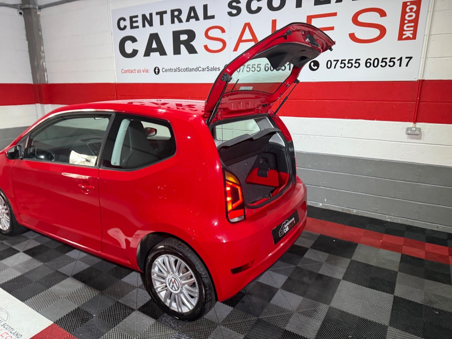 Used Volkswagen up! 2018 for sale - 77331713: Photo 9