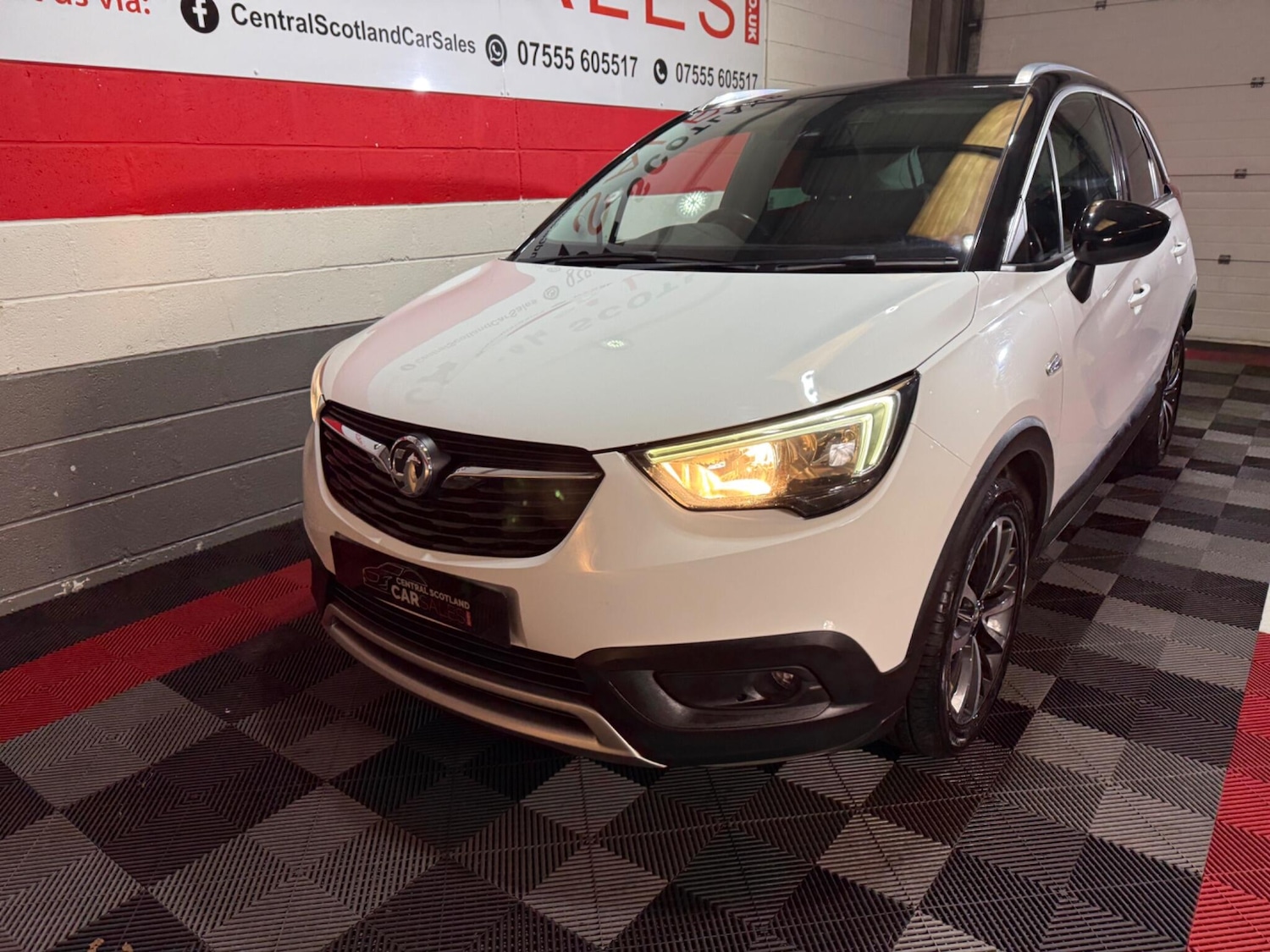 Used Vauxhall Crossland X 2019 for sale - 77573911: Photo 2