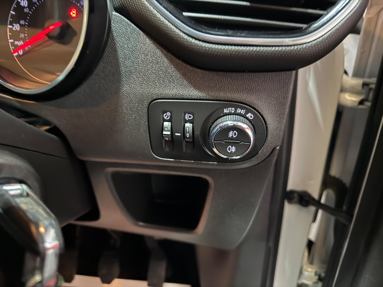 Used Vauxhall Crossland X 2019 for sale - 77573911: Photo 29