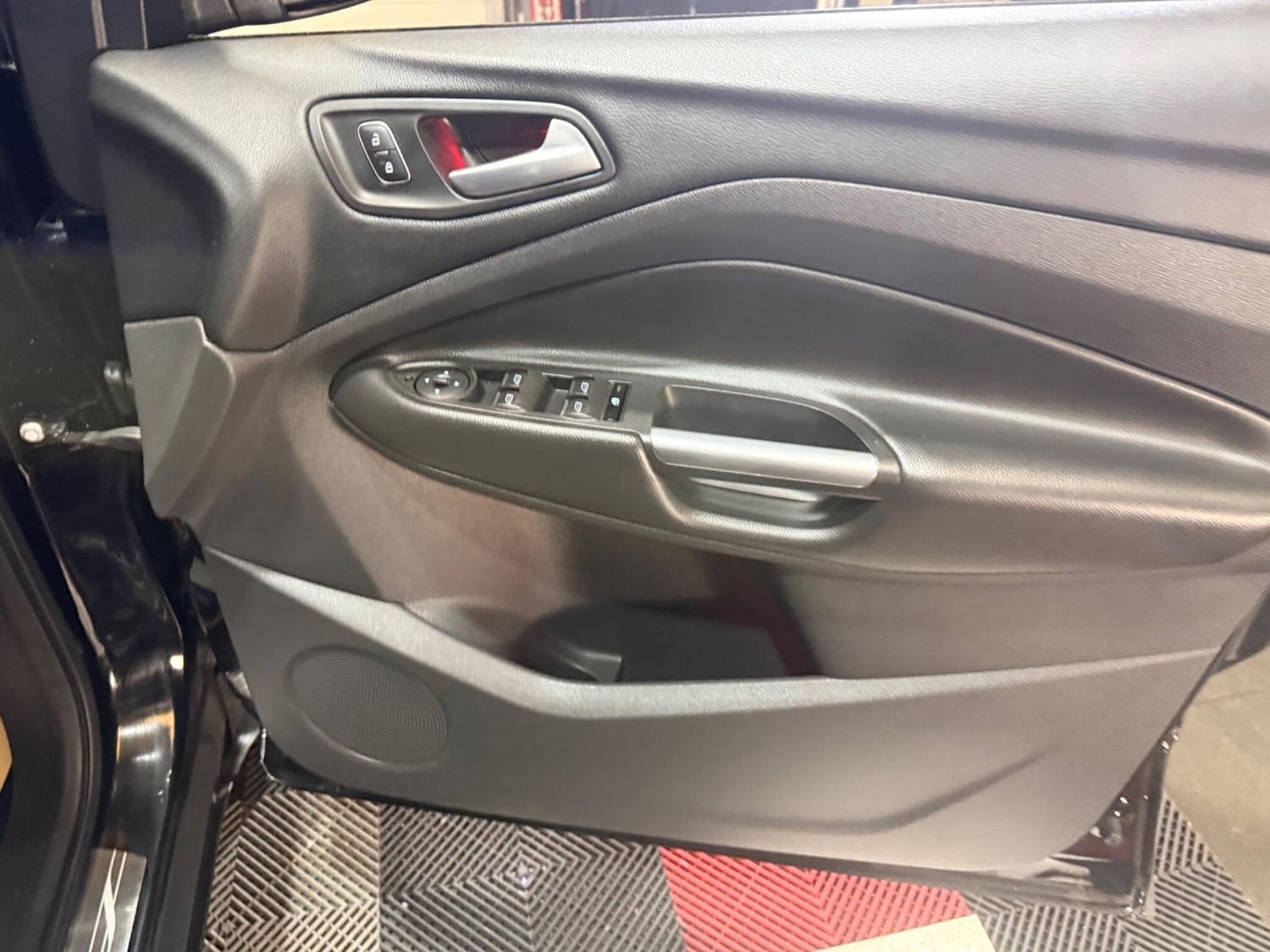 Used Ford Kuga for sale - 77267149: Photo 33