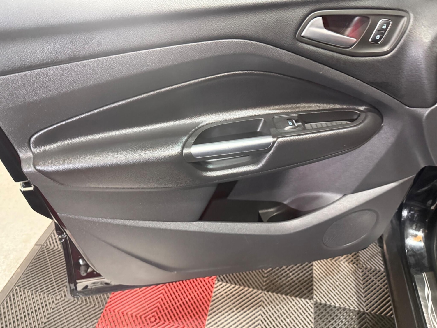 Used Ford Kuga for sale - 77267149: Photo 35