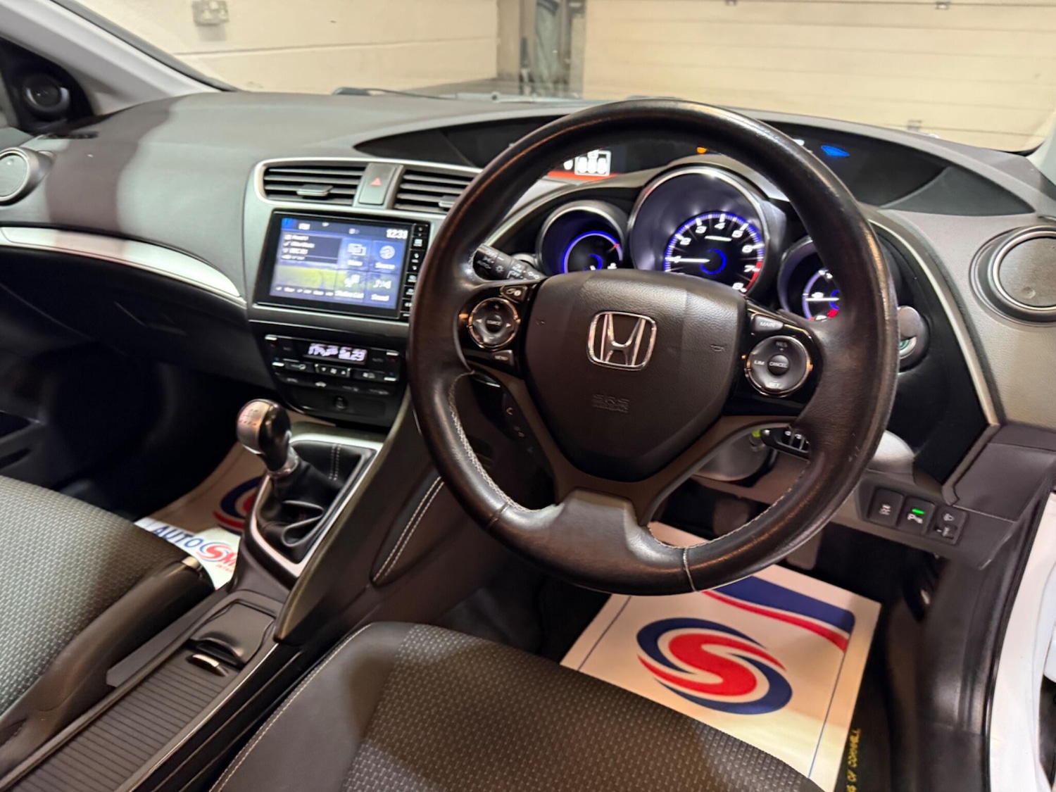 Used Honda Civic 2016 for sale - 76122401: Photo 16