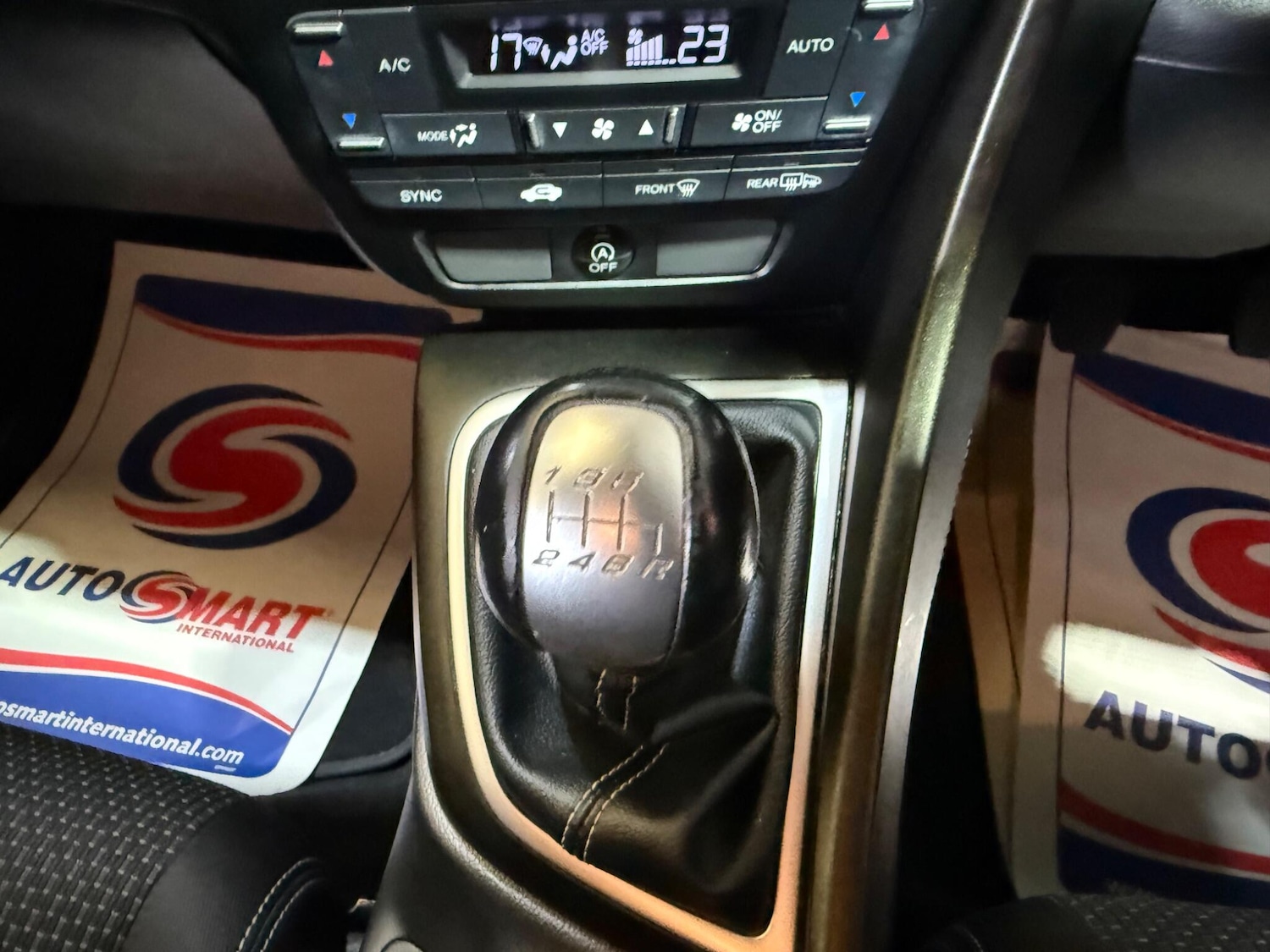 Used Honda Civic 2016 for sale - 76122401: Photo 19