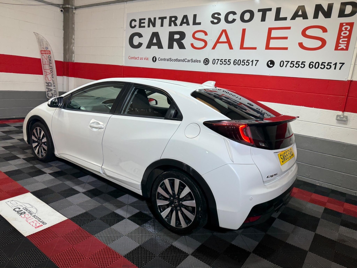 Used Honda Civic 2016 for sale - 76122401: Photo 3