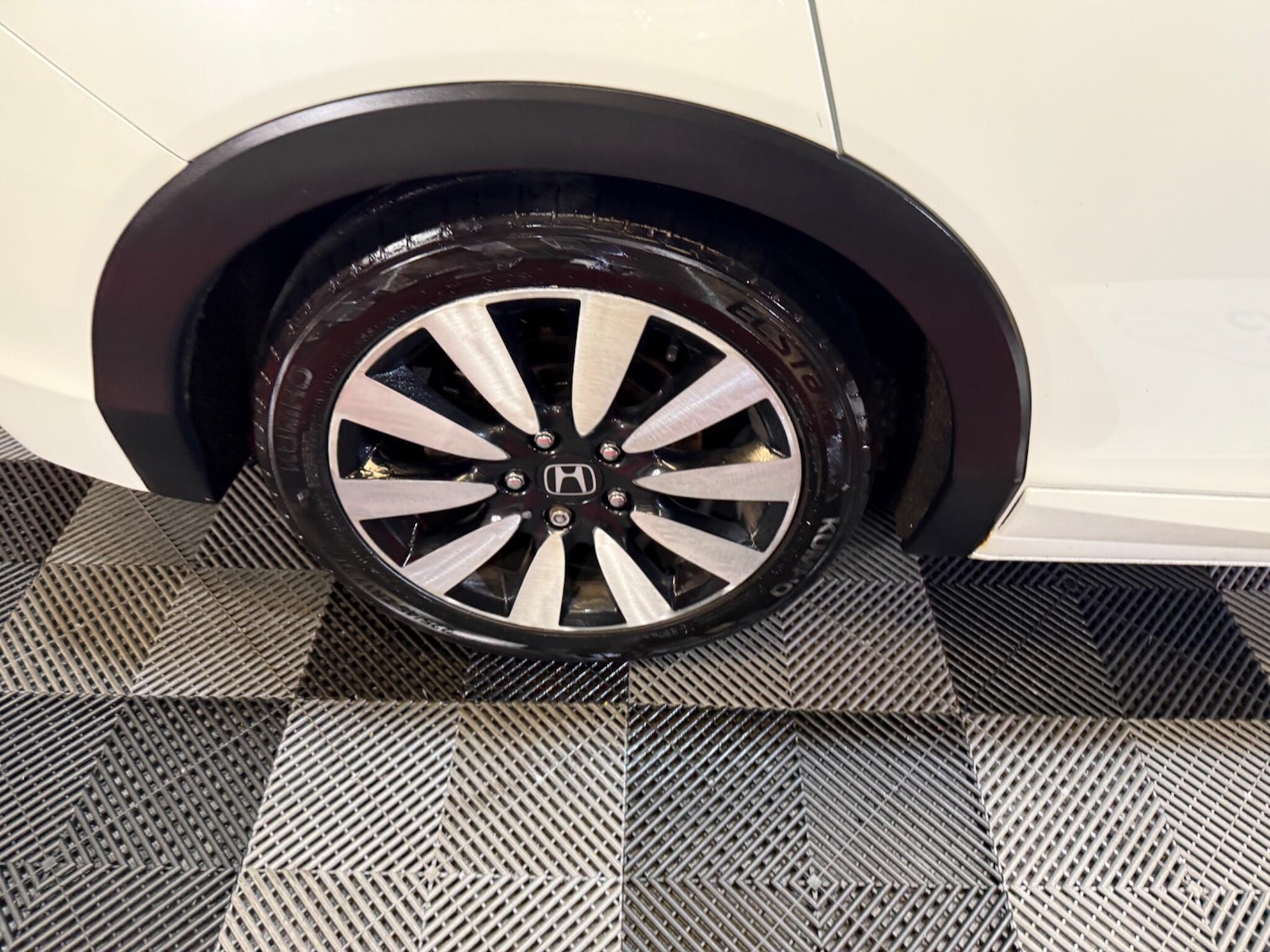 Used Honda Civic 2016 for sale - 76122401: Photo 37
