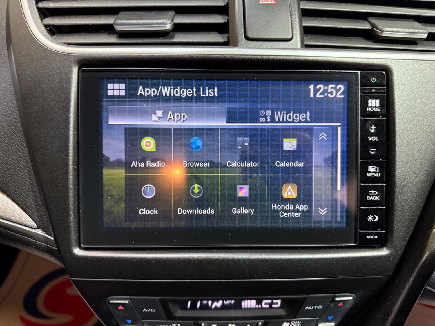 Used Honda Civic 2016 for sale - 76122401: Photo 50