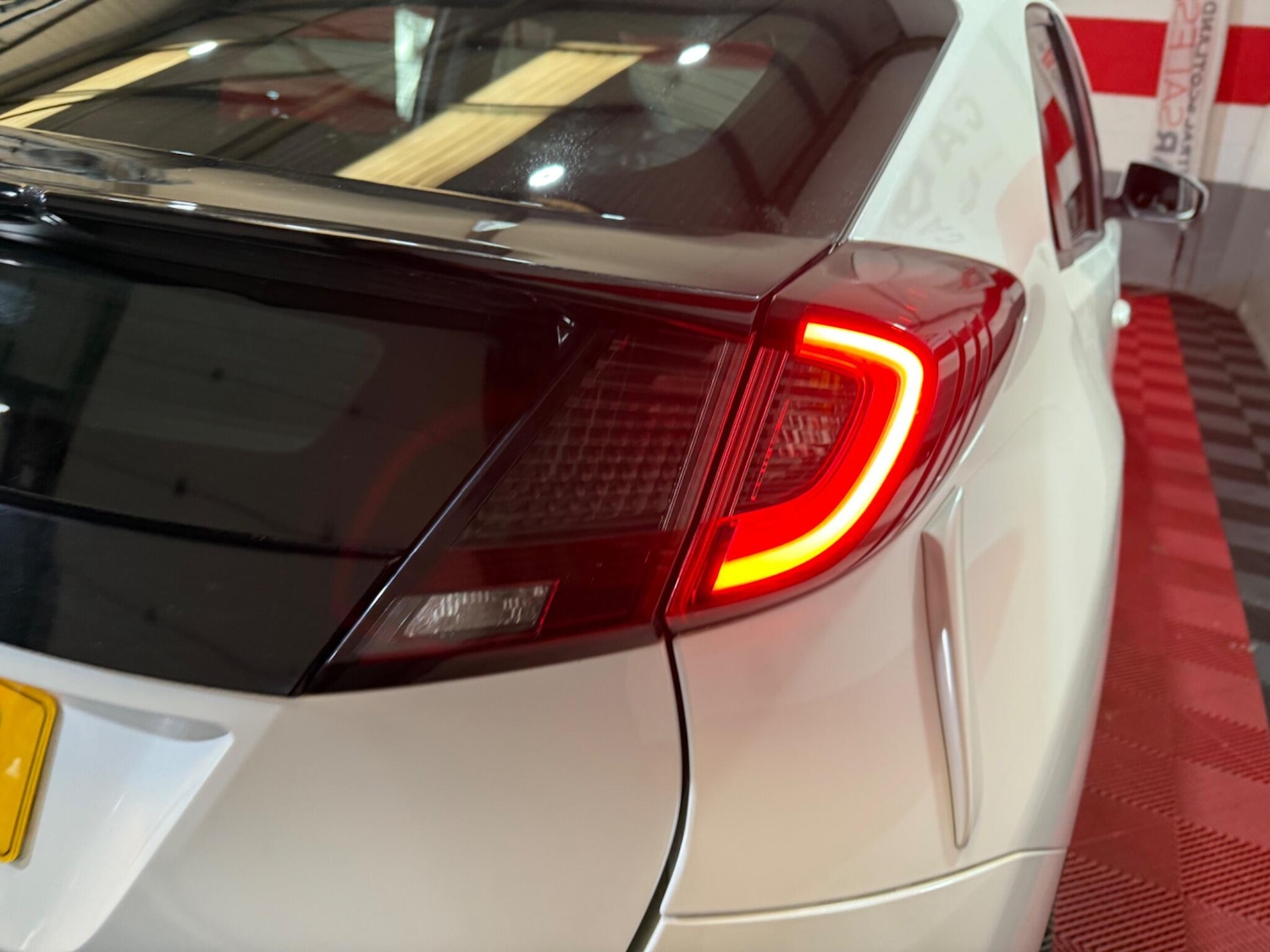 Used Honda Civic 2016 for sale - 76122401: Photo 58