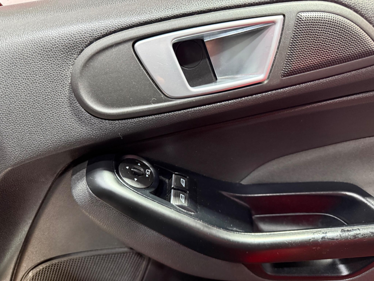 Used Ford Fiesta 2016 for sale - 76306384: Photo 24