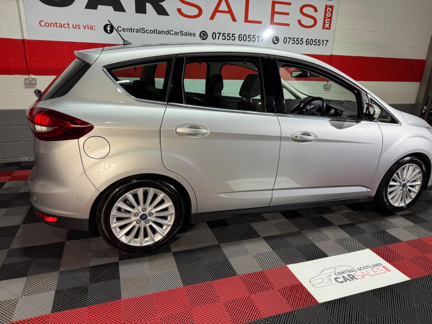Used Ford C-Max 2017 for sale - 76990869: Photo 12