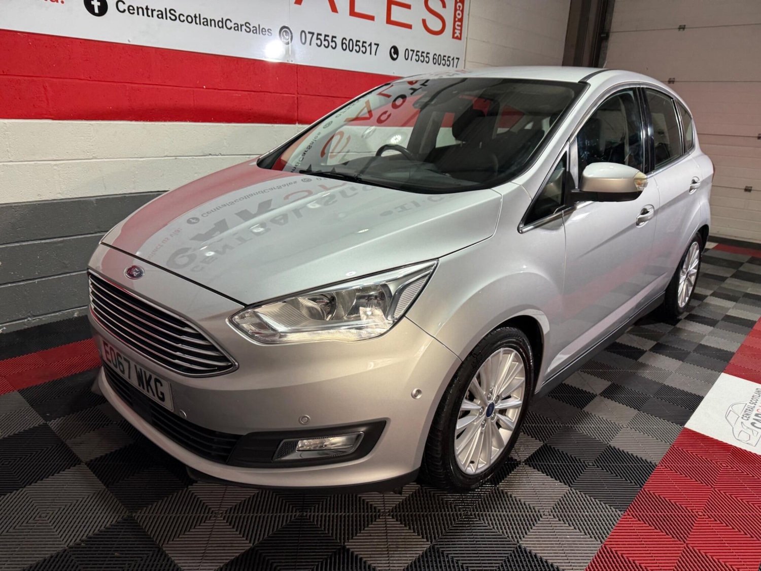 Used Ford C-Max 2017 for sale - 76990869: Photo 2
