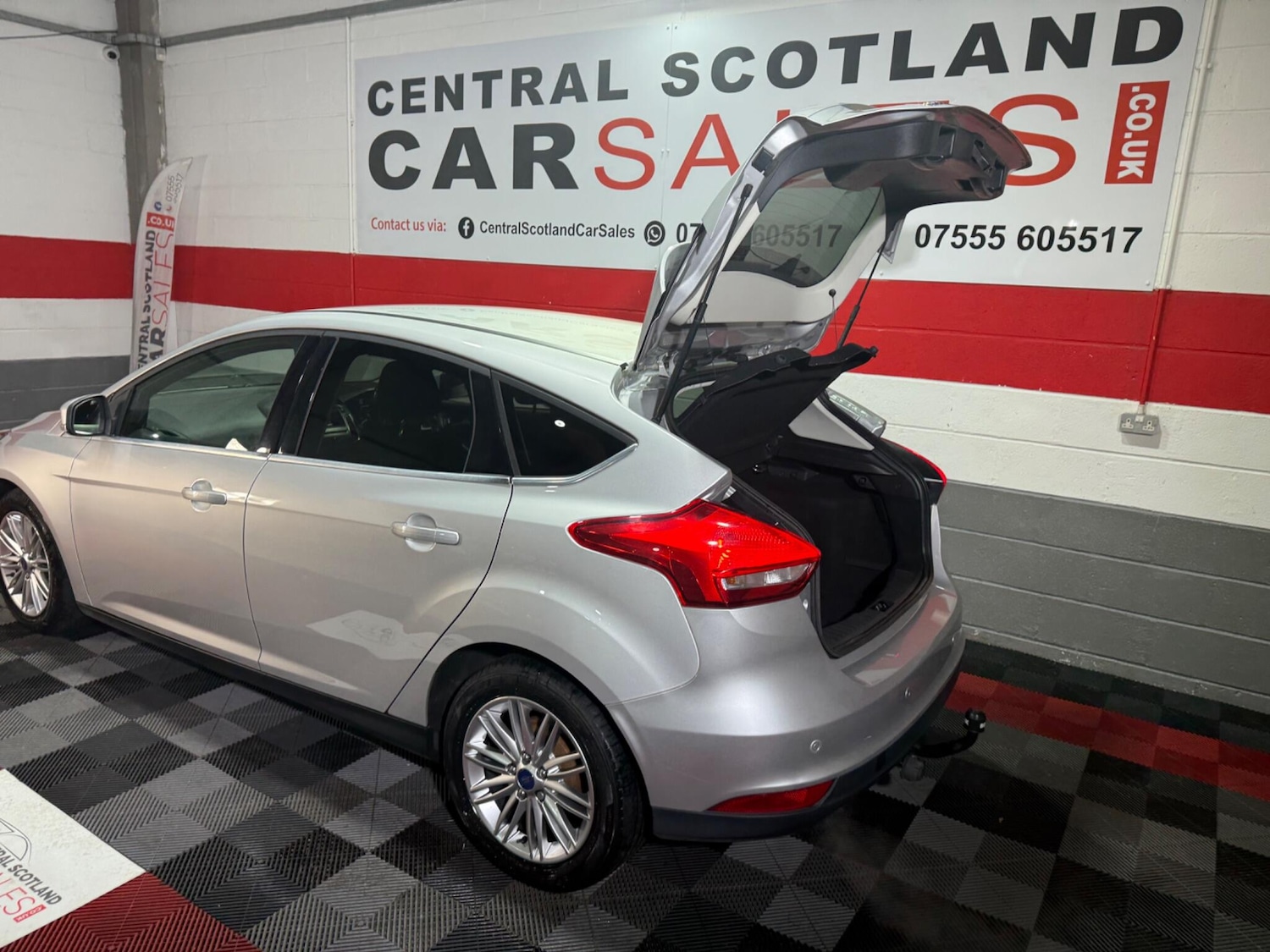 Used Ford Focus 2017 for sale - 76688519: Photo 10