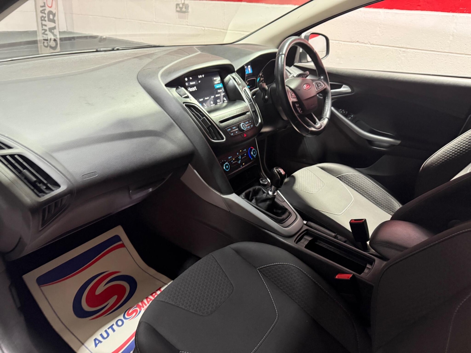 Used Ford Focus 2017 for sale - 76688519: Photo 20