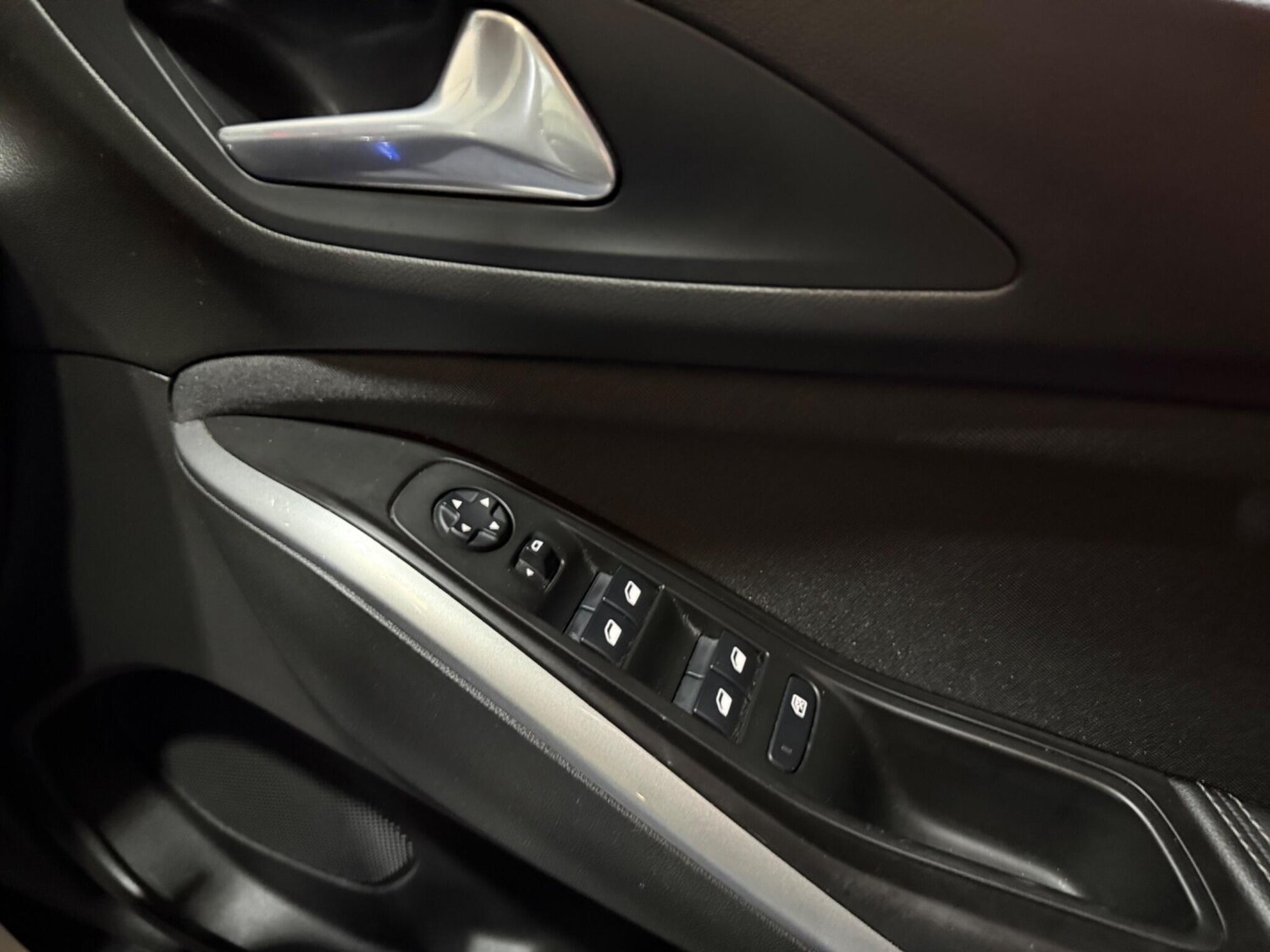 Used Vauxhall Grandland X 2019 for sale - 78170873: Photo 37