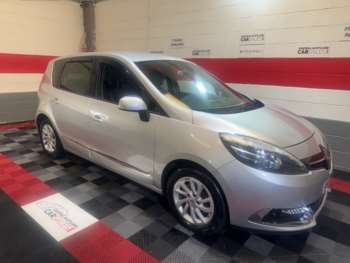 (65) - 1.5 dCi Dynamique Nav Euro 6 (s/s) 5dr