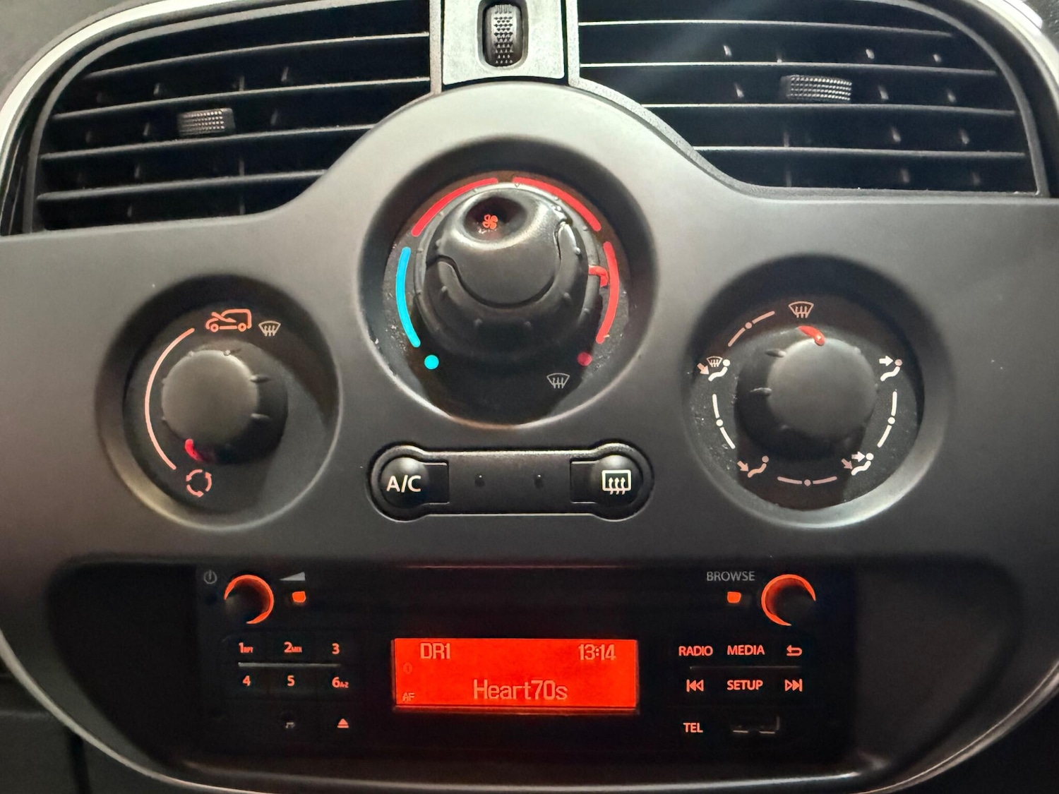 Used Renault Kangoo 2021 for sale - 76584336: Photo 43