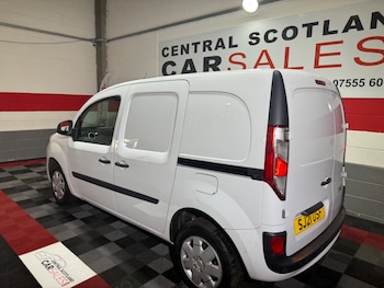 Used Renault Kangoo 2021 for sale - 76584336: Photo