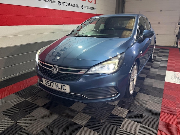 Used Vauxhall Astra 2017 for sale - 76314985: Photo 2