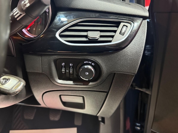 Used Vauxhall Astra 2017 for sale - 76314985: Photo 34