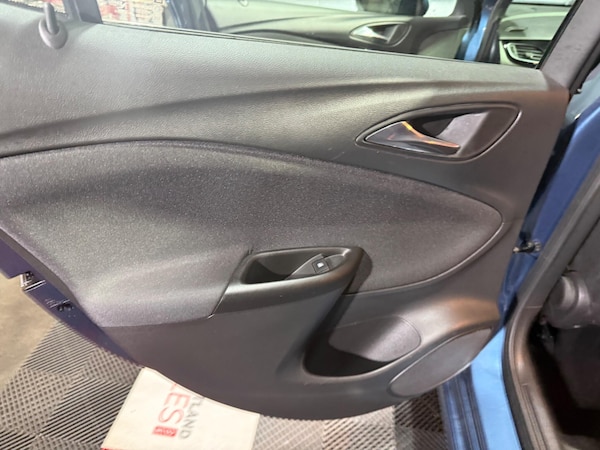 Used Vauxhall Astra 2017 for sale - 76314985: Photo 37