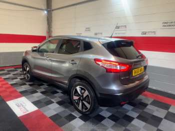 Used Nissan Qashqai 2016 for sale - 74920394: Photo