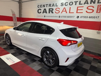 Used Ford Focus 2019 for sale - 76801854: Photo