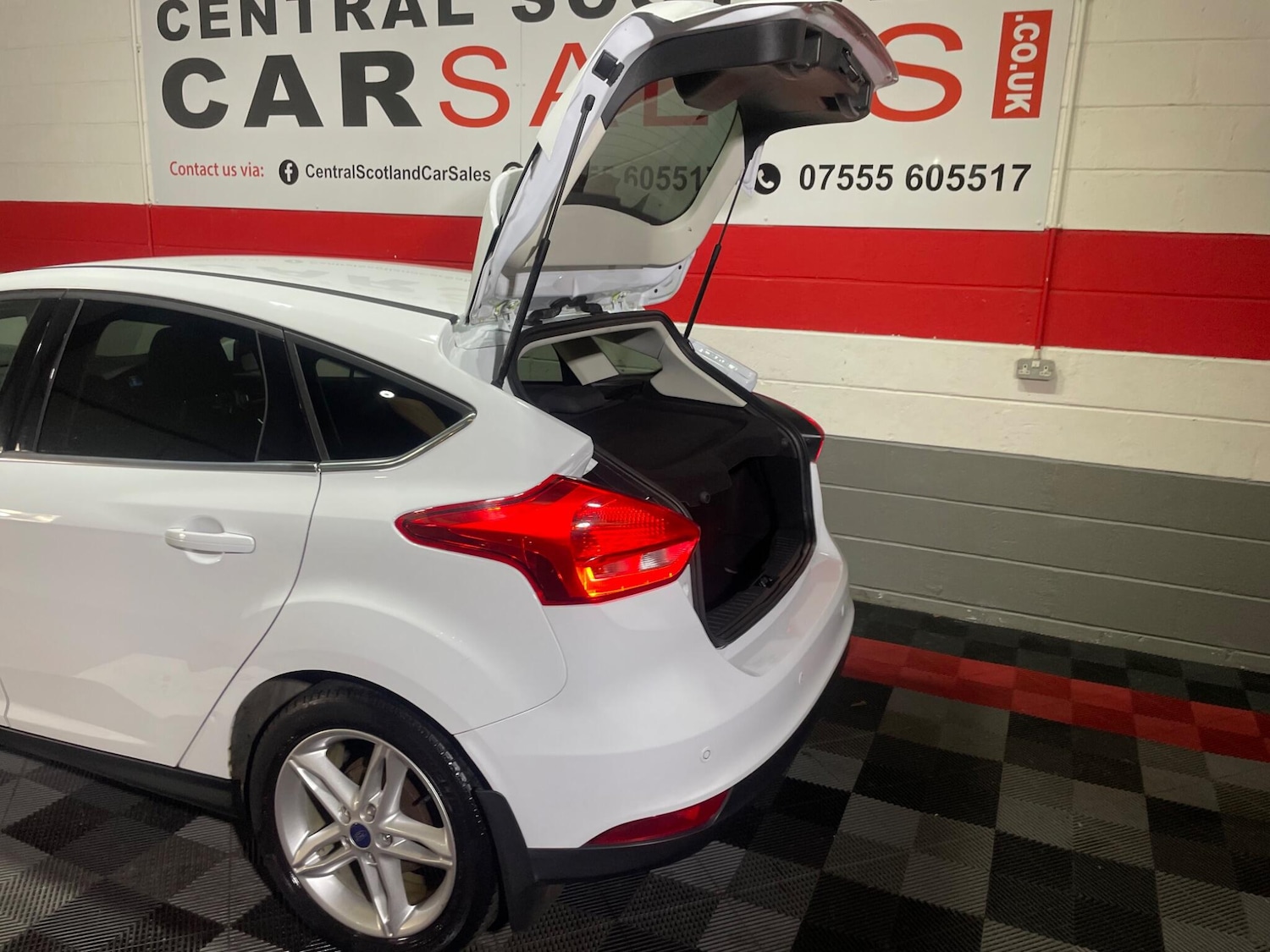 Used Ford Focus for sale - 77598408: Photo 18