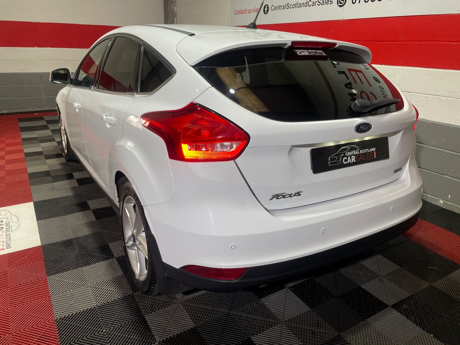 Used Ford Focus for sale - 77598408: Photo 3