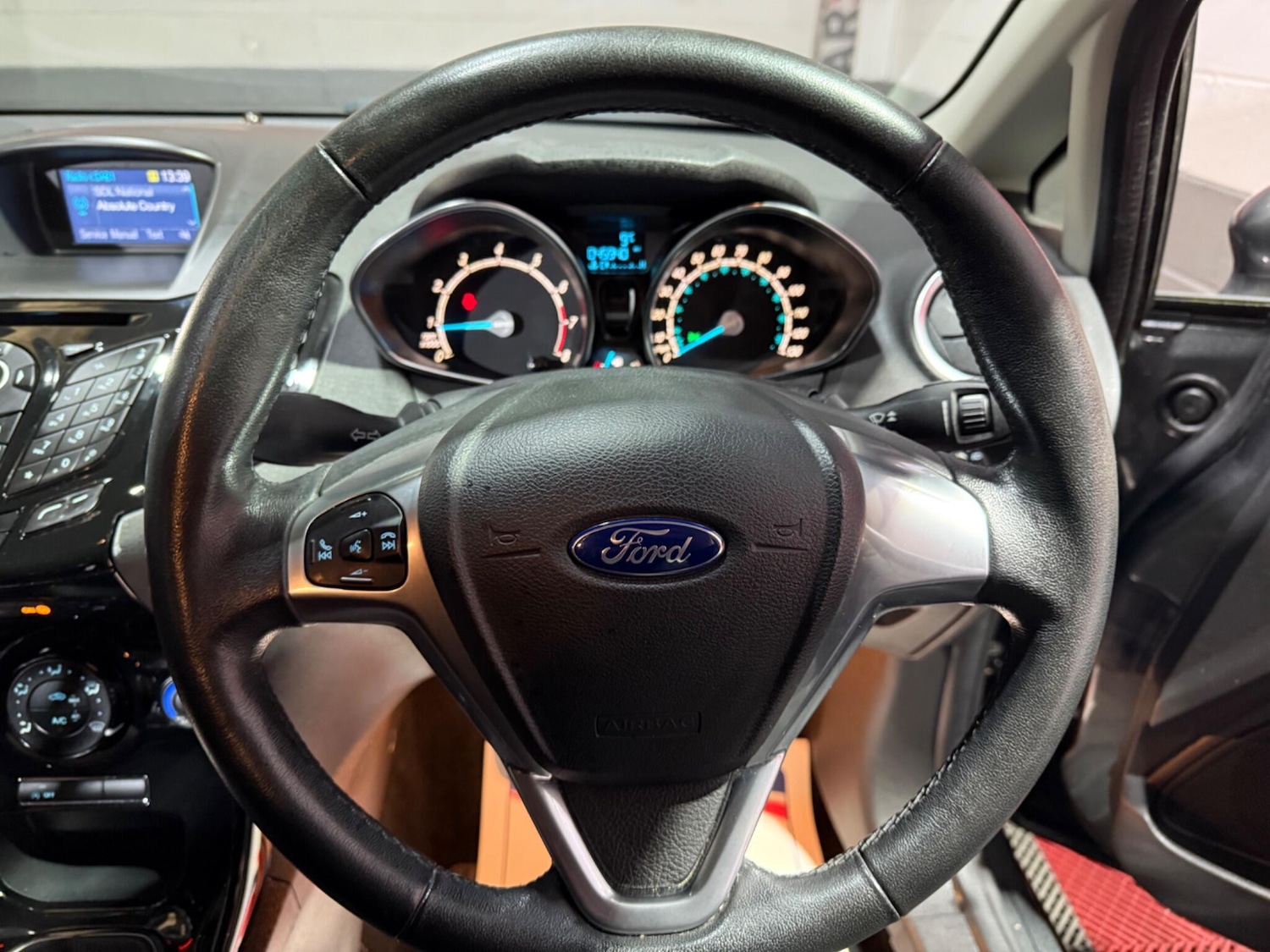 Used Ford Fiesta 2016 for sale - 76714648: Photo 38