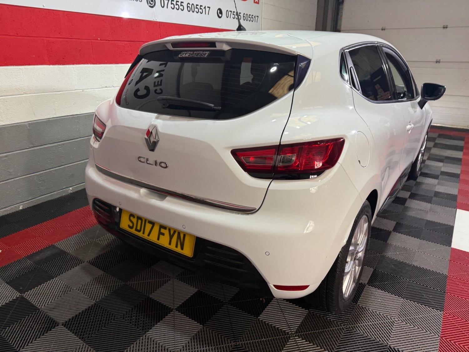 Used Renault Clio 2017 for sale - 76765228: Photo 18