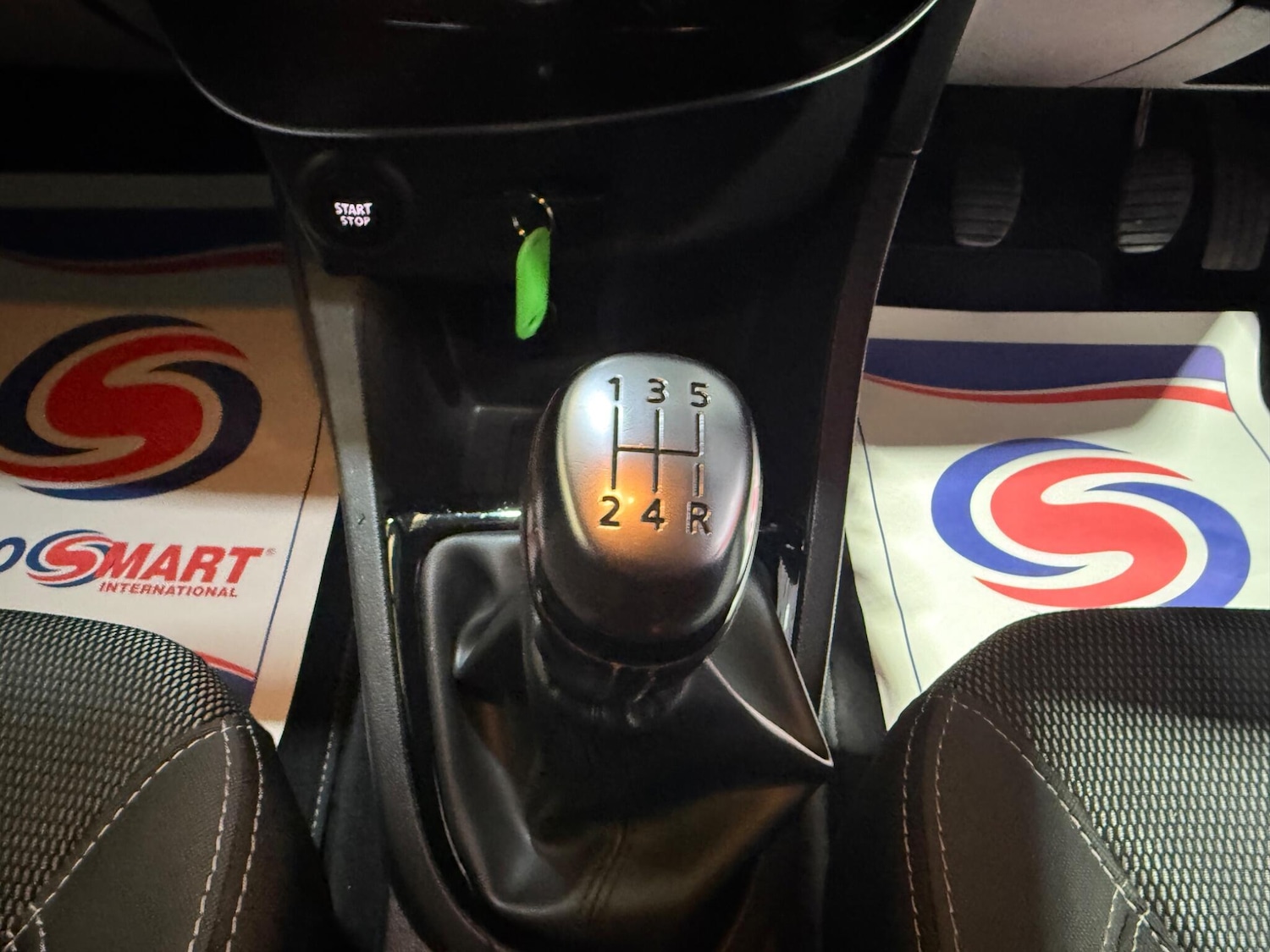 Used Renault Clio 2017 for sale - 76765228: Photo 25